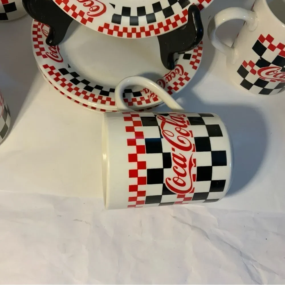 VINTAGE Gibson Coca-Cola 8 piece Snack Set 4 Mugs 4 Plates